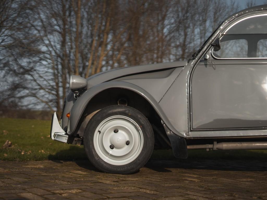 1974 Citro&euml;n 2CV