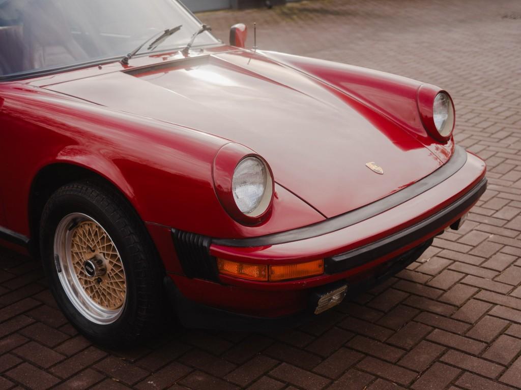 1975 Porsche 911