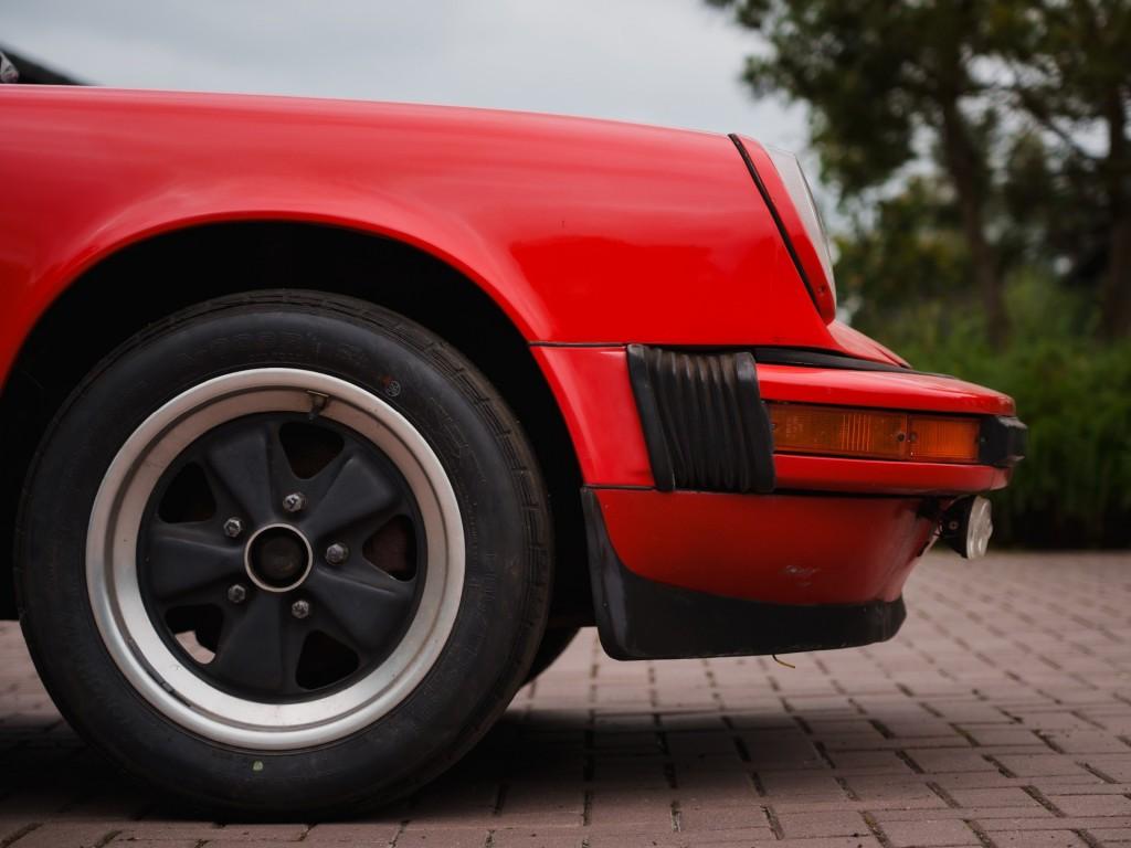 1975 Porsche 911