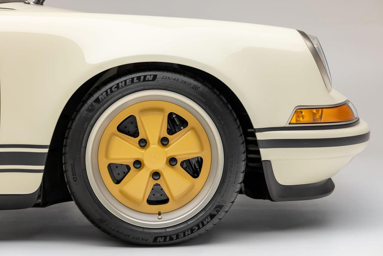 1990 Porsche 911 Reimagined by Singer