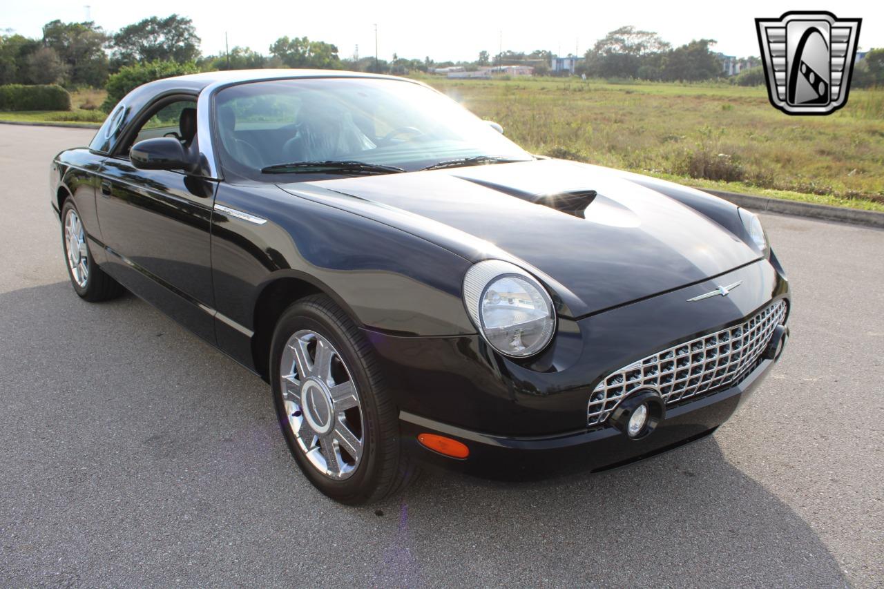 2005 Ford Thunderbird