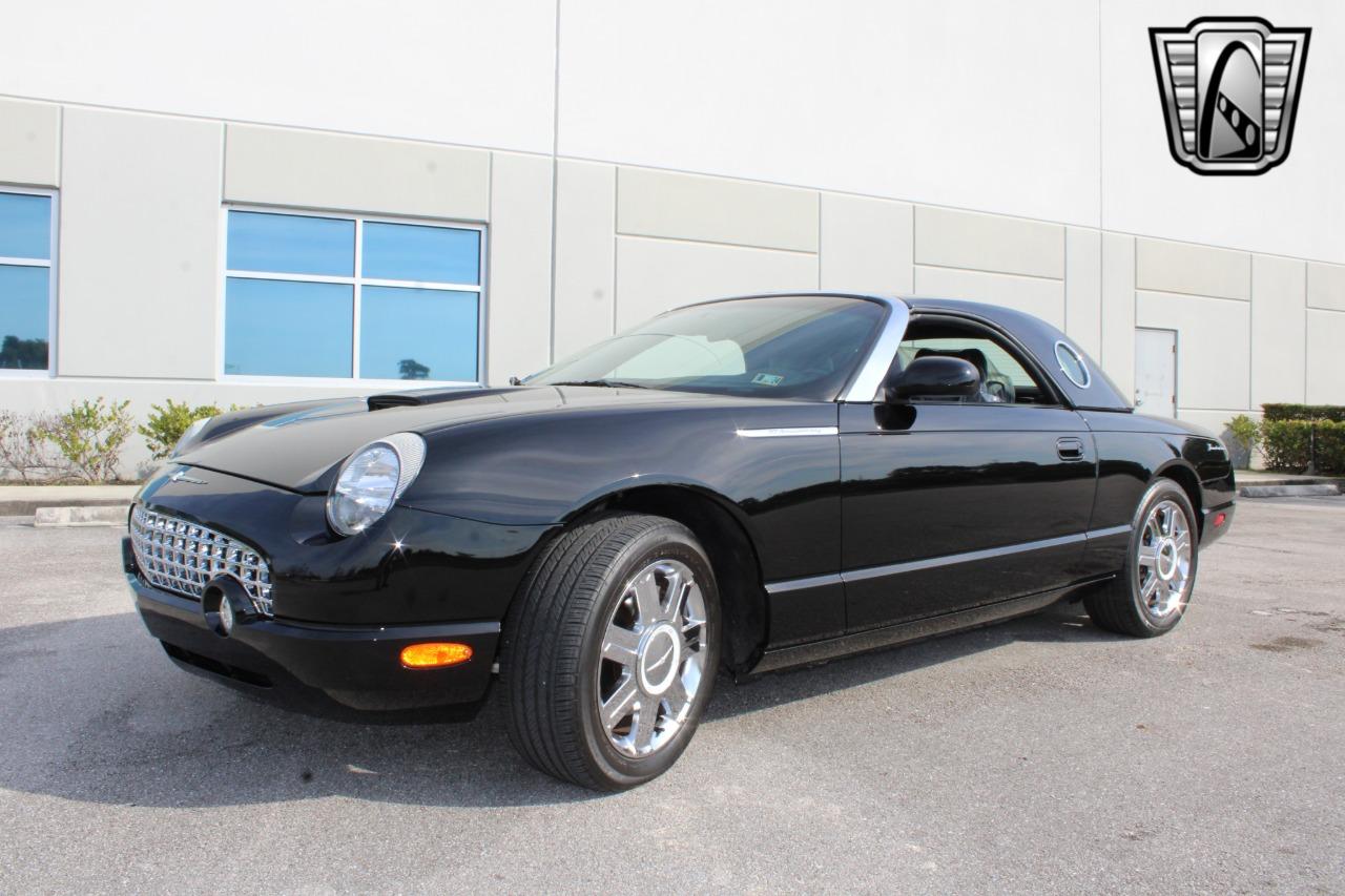 2005 Ford Thunderbird