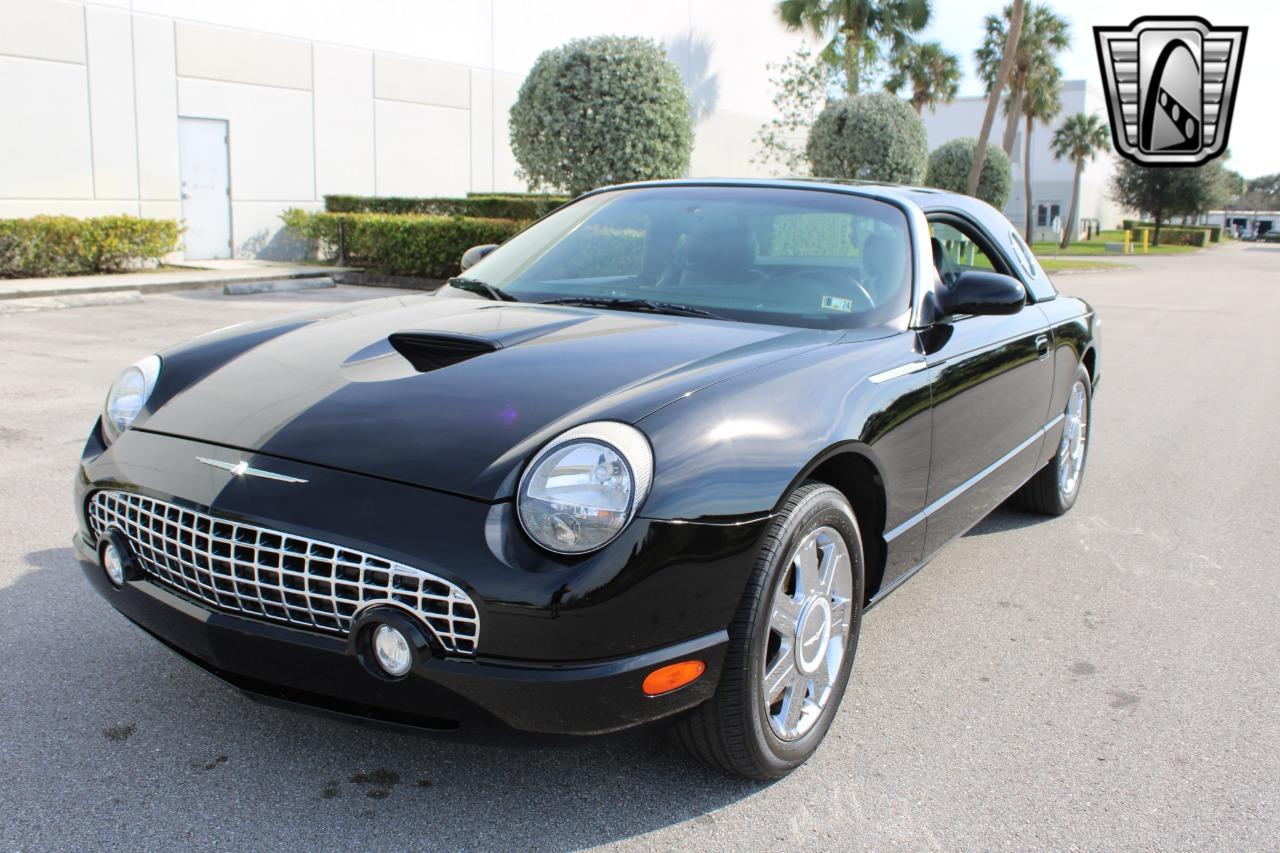 2005 Ford Thunderbird