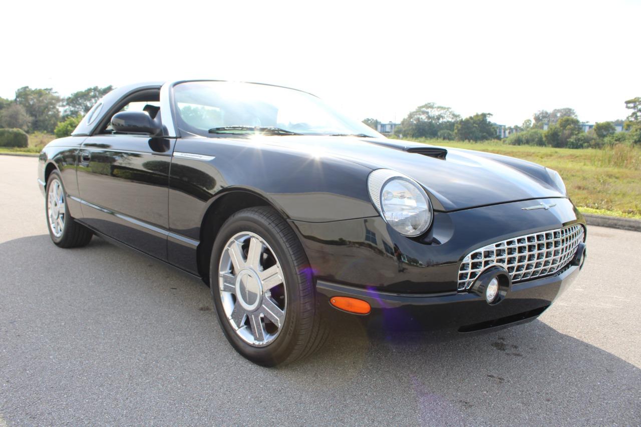 2005 Ford Thunderbird