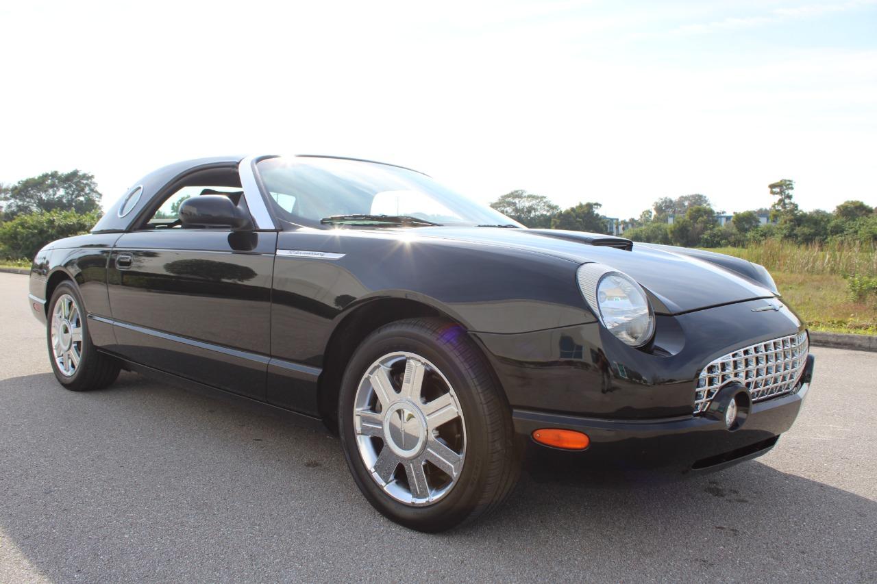 2005 Ford Thunderbird