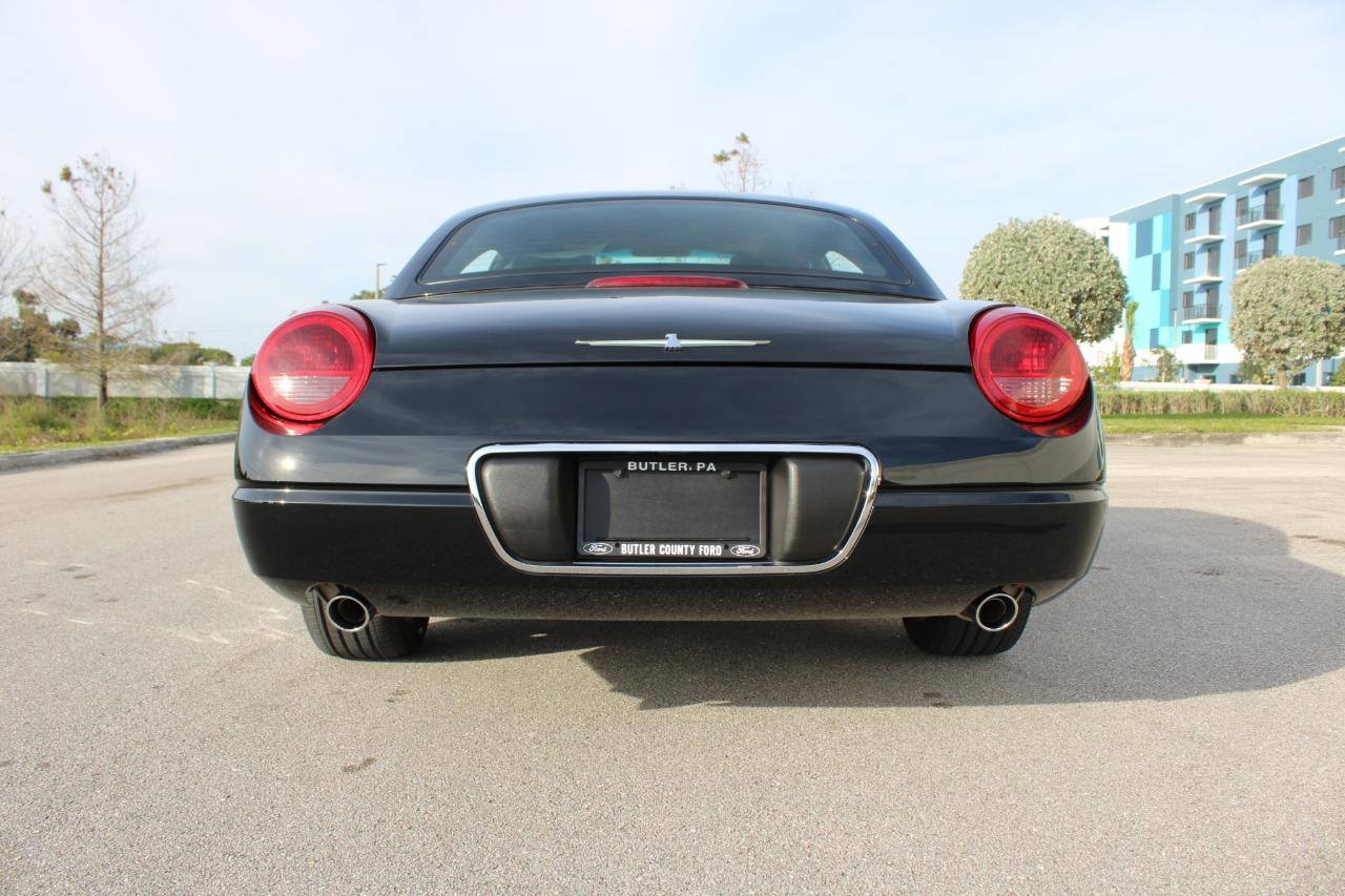 2005 Ford Thunderbird