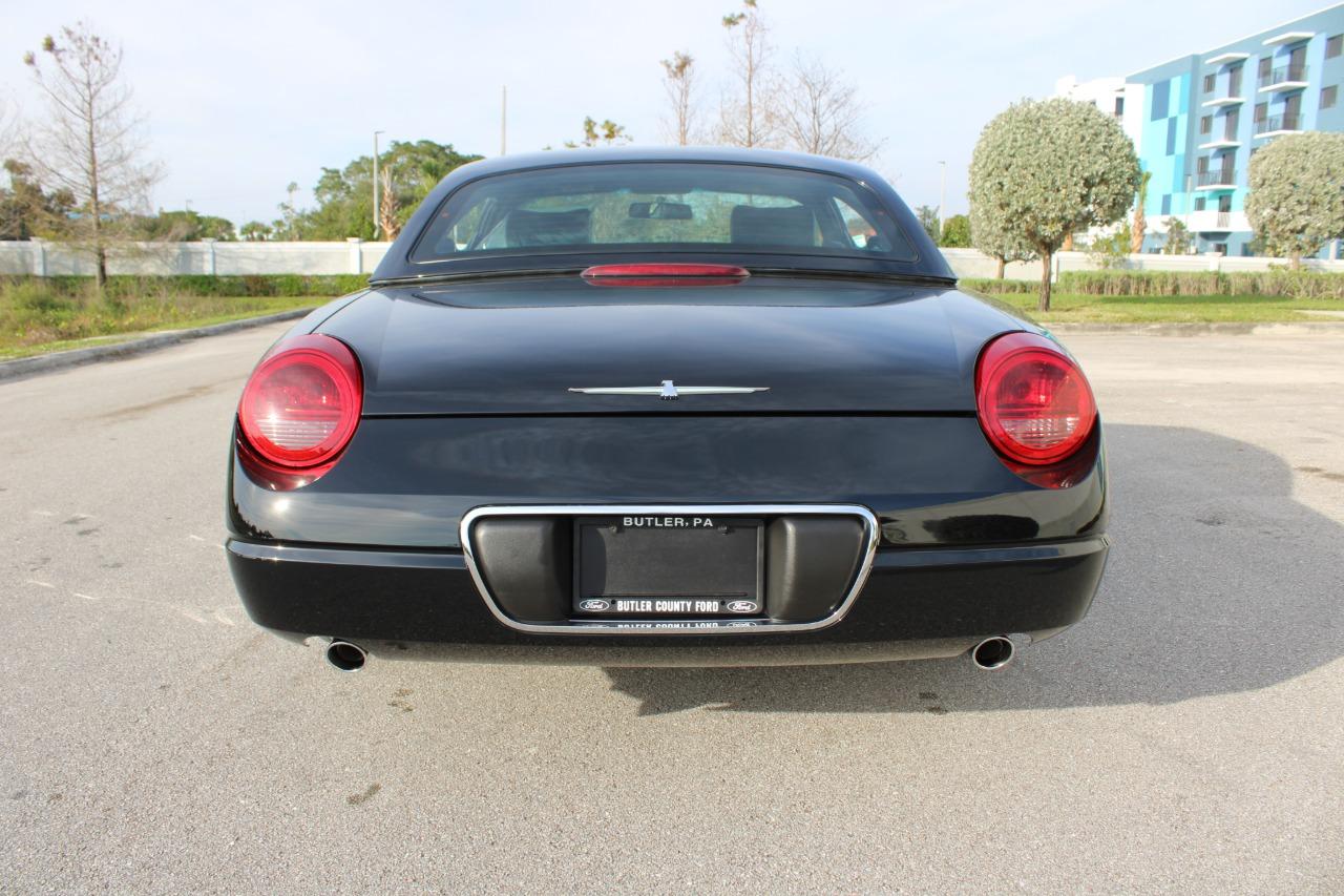 2005 Ford Thunderbird