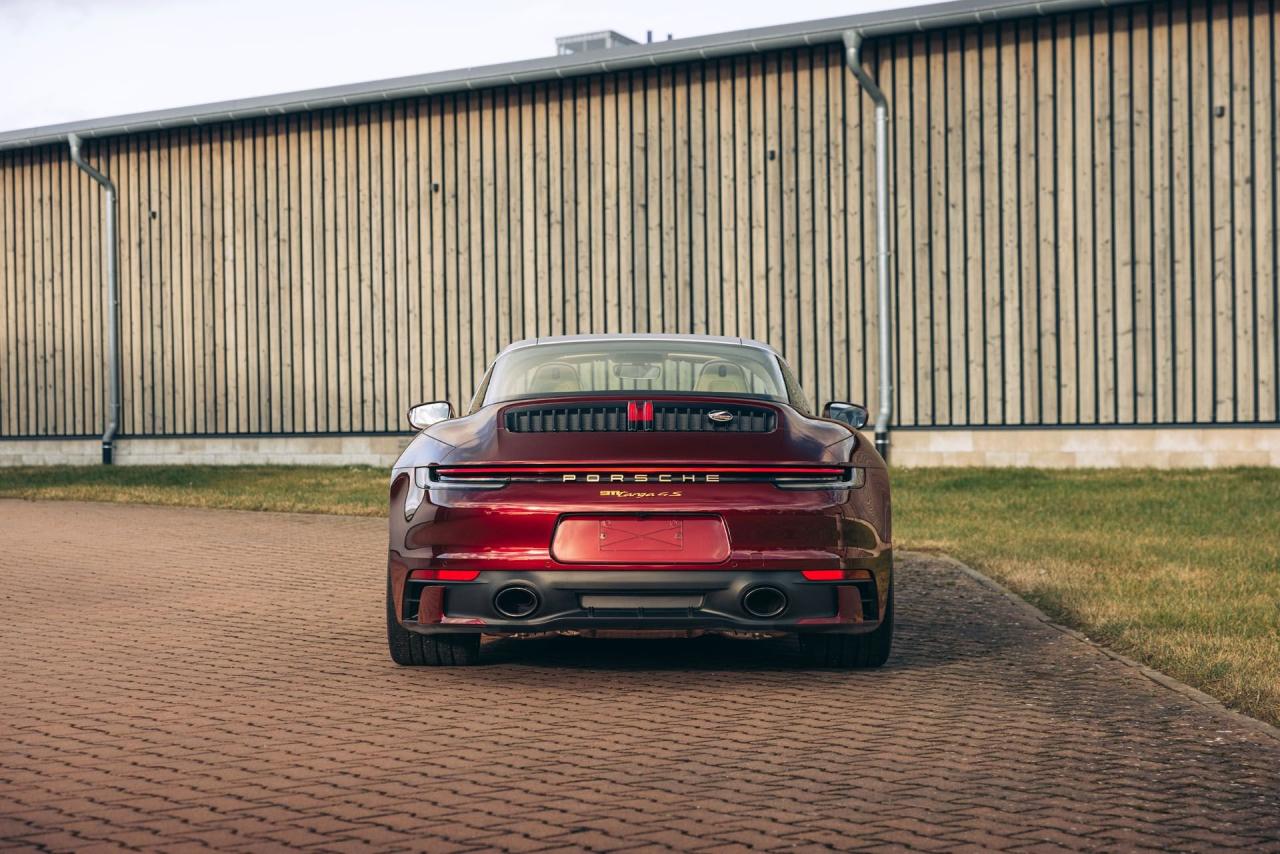 2021 Porsche 911 Targa 4S Heritage Design Edition