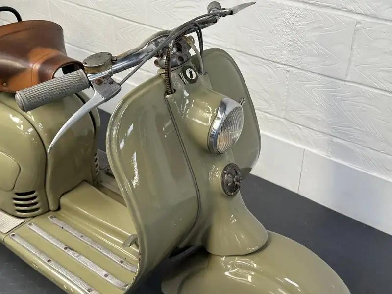 1951 Innocenti LAMBRETTA LC125