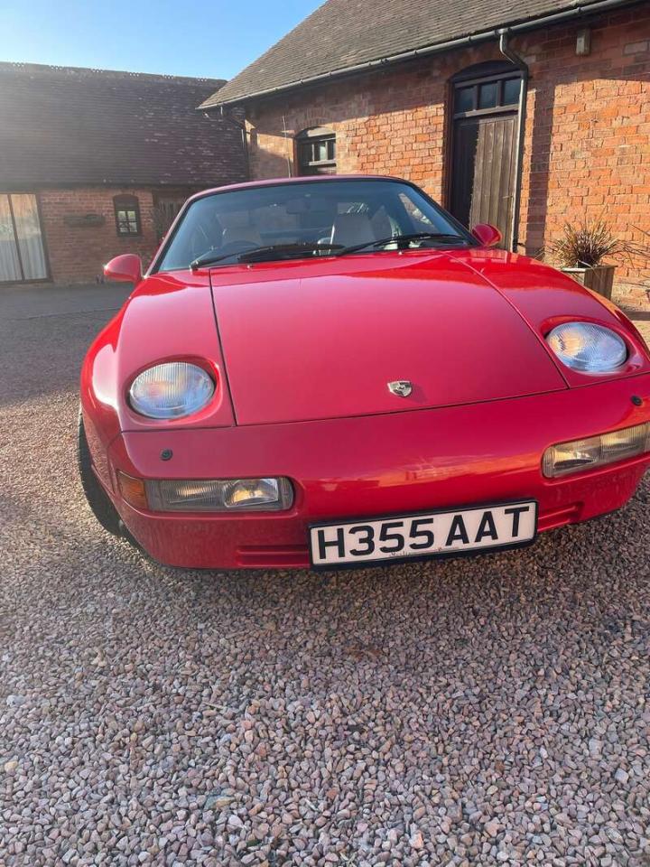 1991 Porsche 928 S4 AUTO