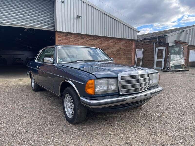 1981 Mercedes - Benz 280 CE