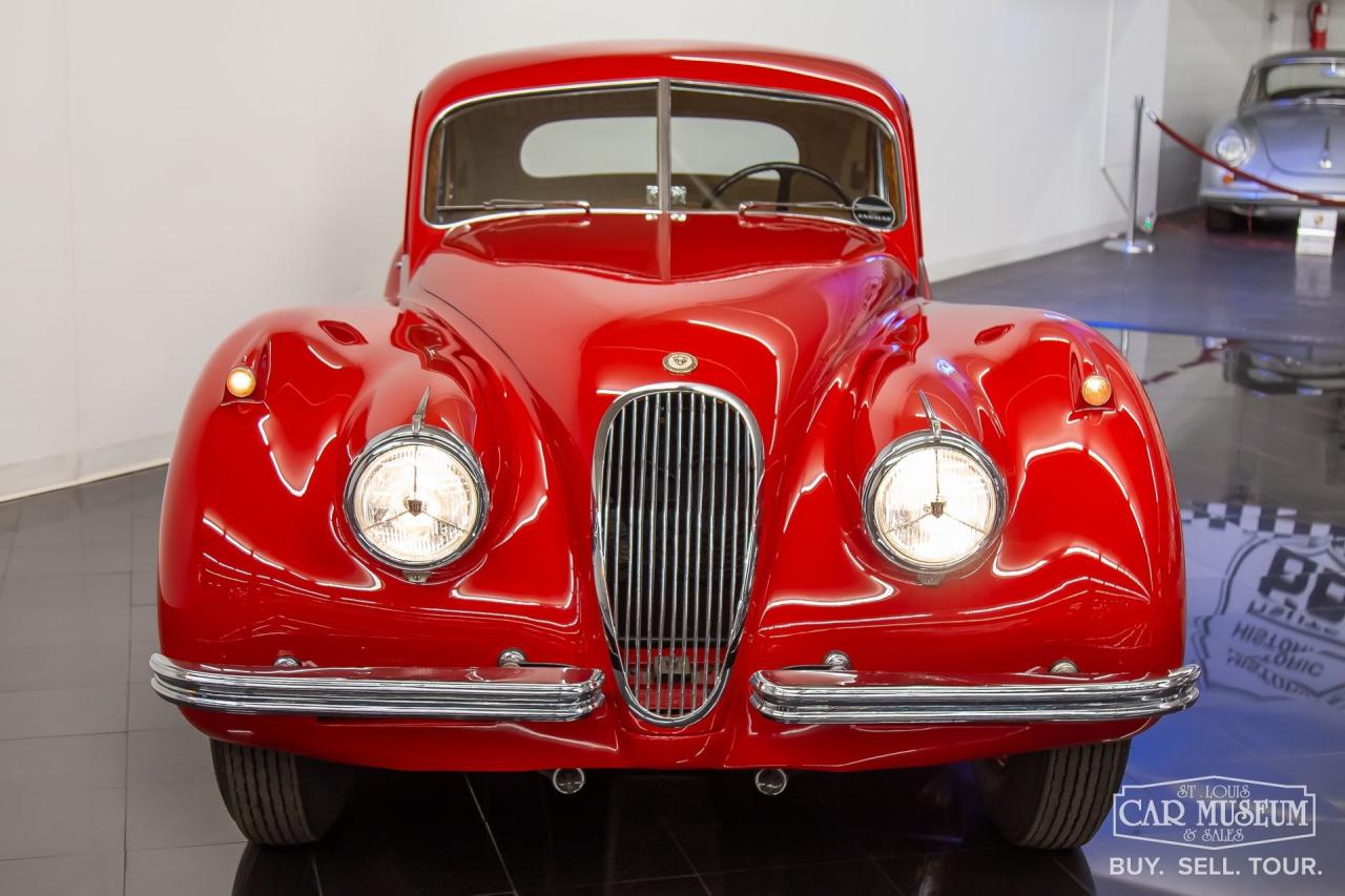 1952 Jaguar XK120 Fixed Head