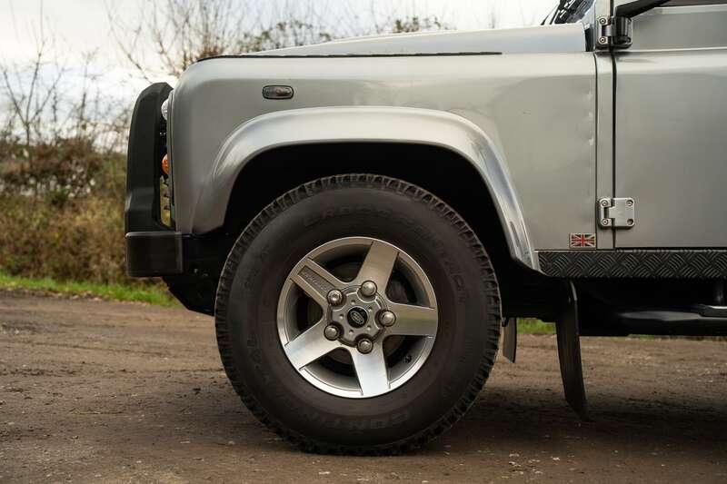 2012 Land Rover Defender