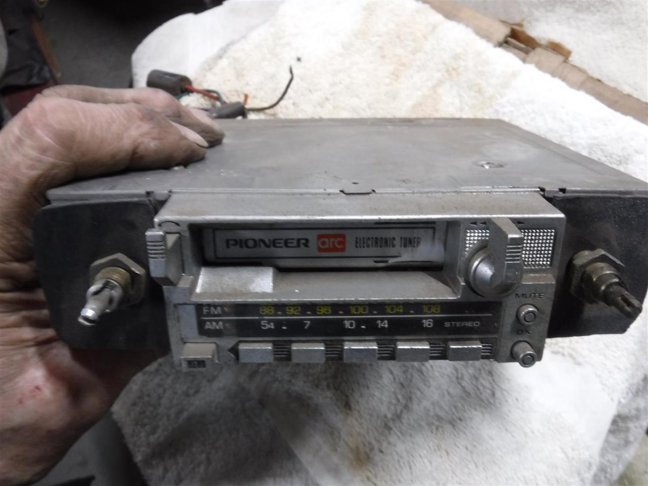 1960 Classic Car Radio Pioneer