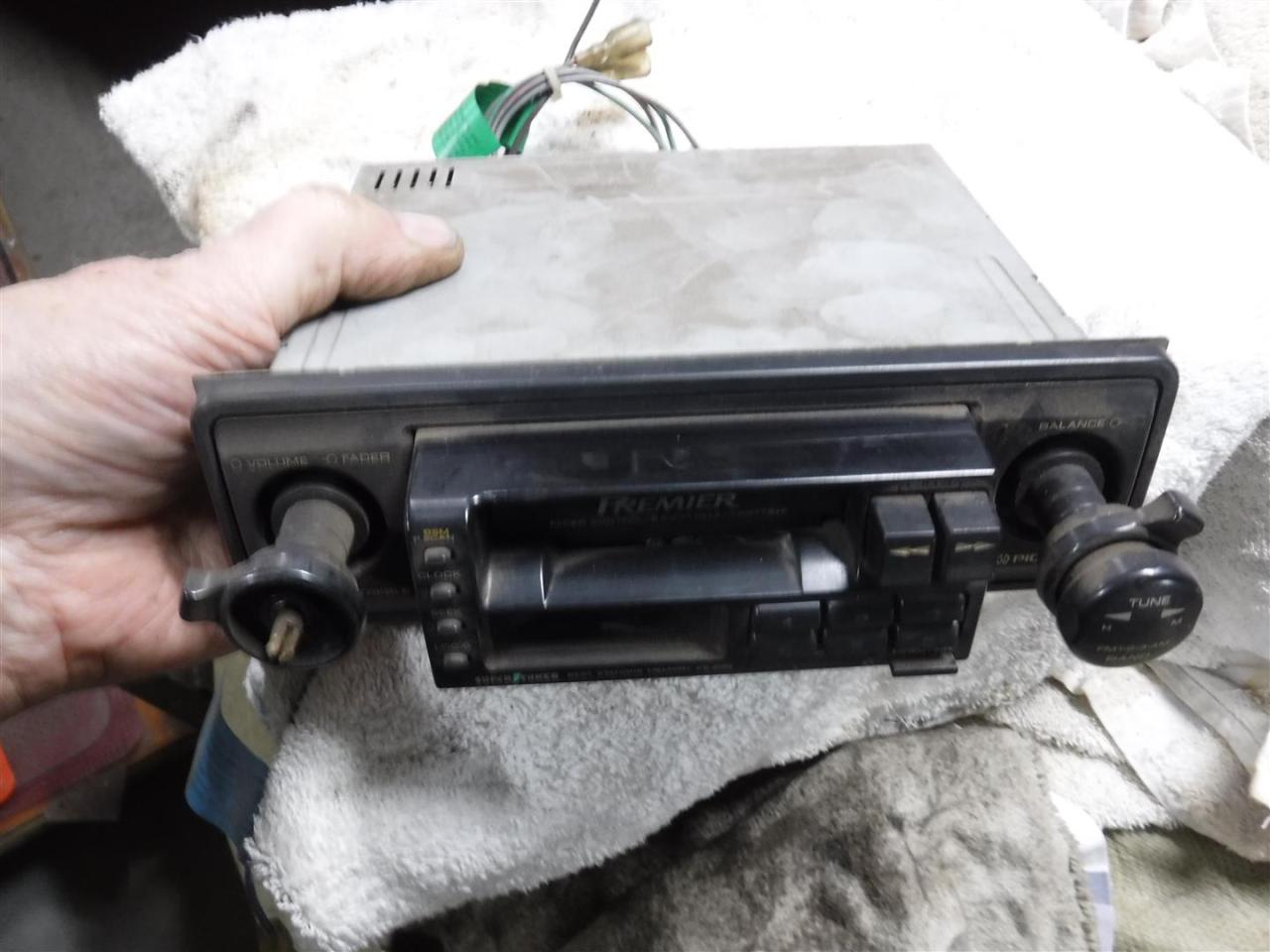 1960 Classic Car Radio Pioneer