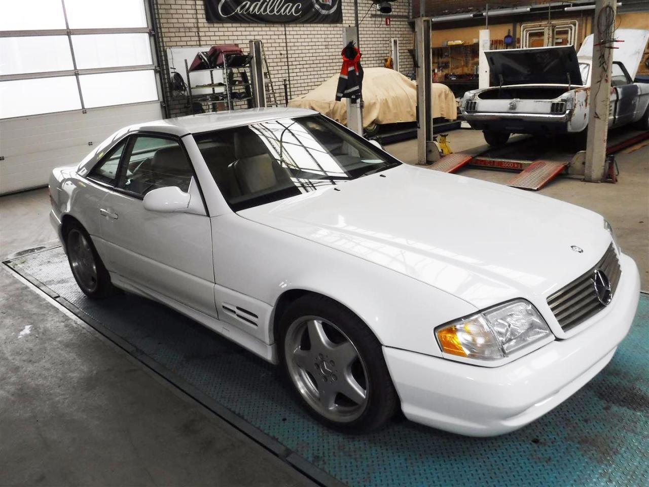 2000 Mercedes - Benz 500SL White