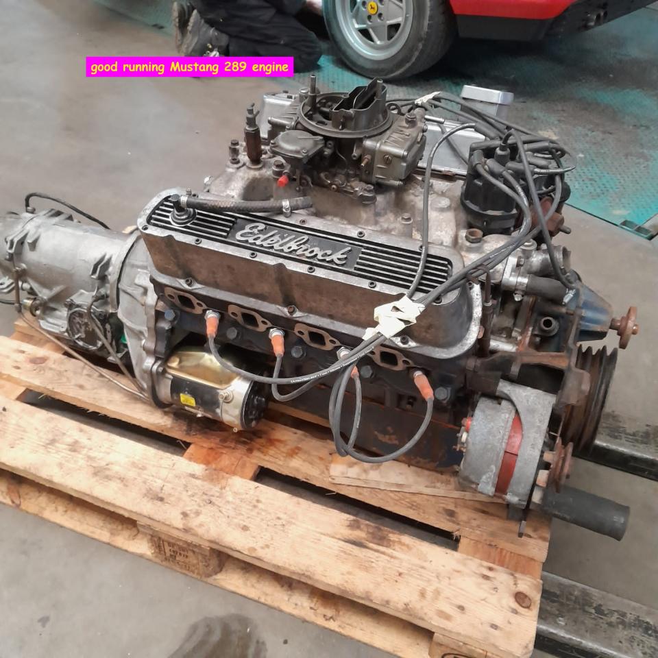 1900 Ford engines / parts 289 engine plus gearbox