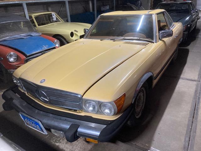 1977 Mercedes - Benz 450SL W107 Roadster yellow