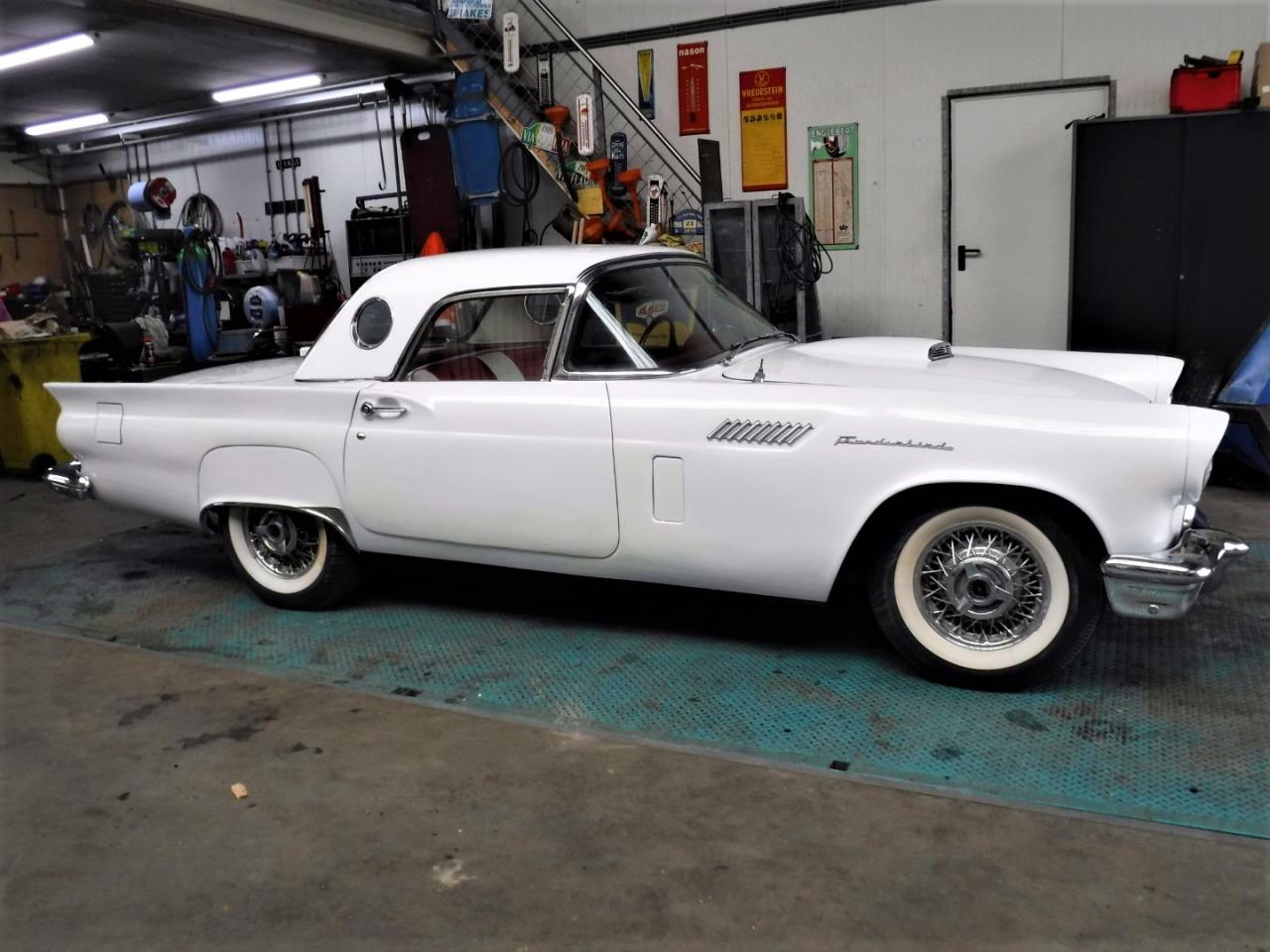 1957 Ford Thunderbird 1957