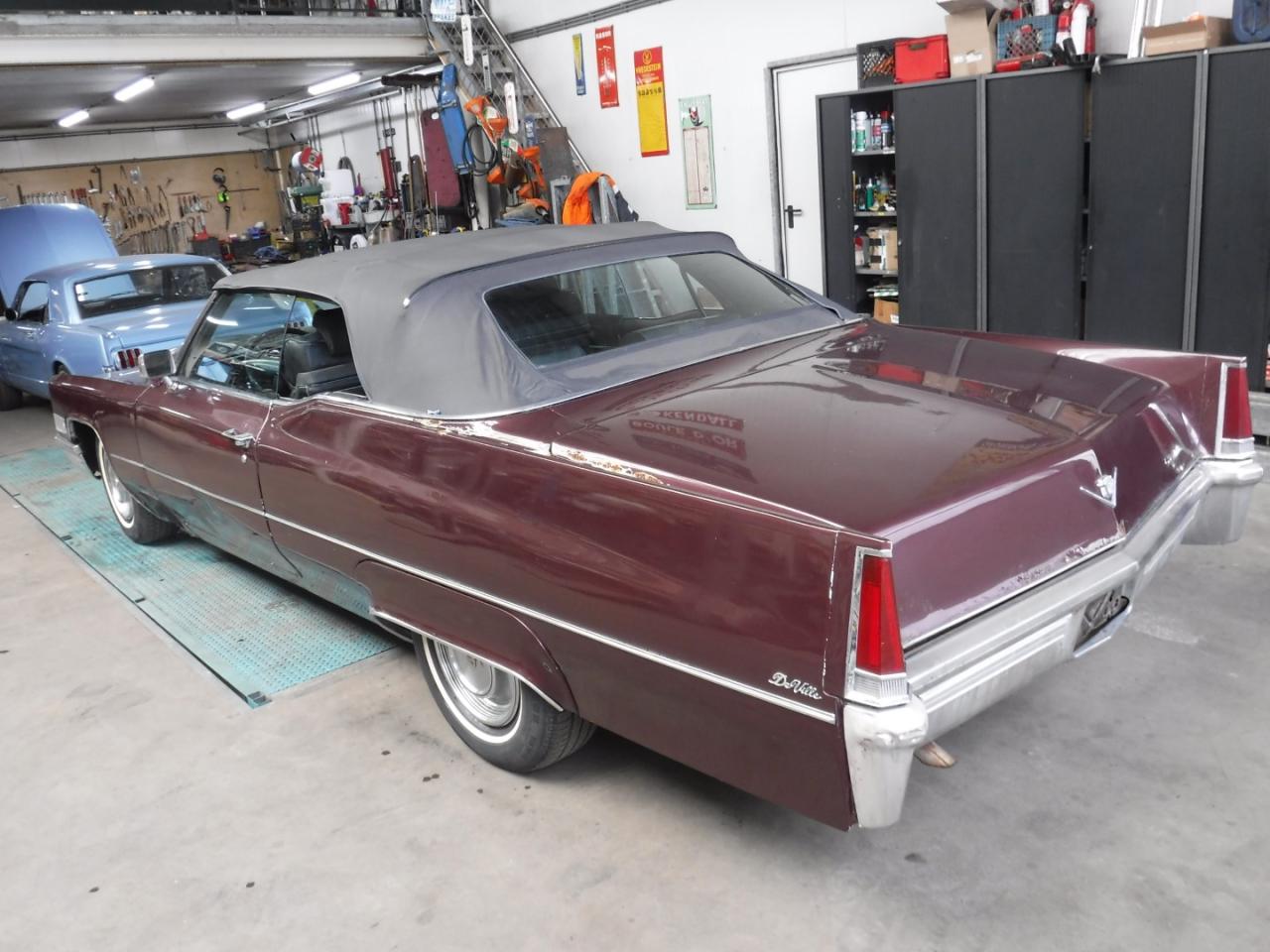 1969 Cadillac De Ville convertible 69