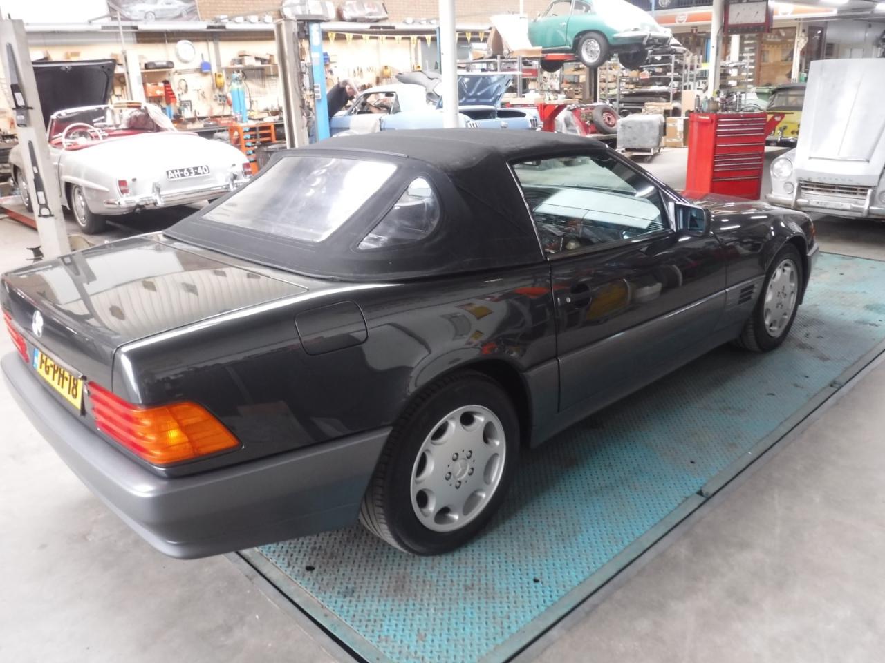 1992 Mercedes - Benz 300SL R129 - nr 64201