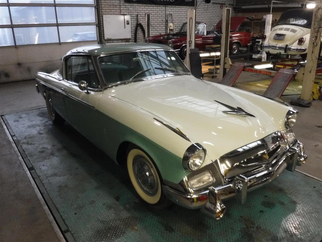 1955 Studebaker President Speedster