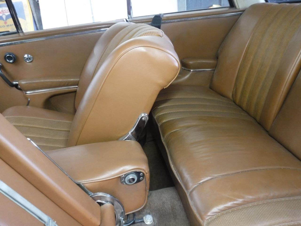 1966 Mercedes - Benz 250SE coupe gold W111