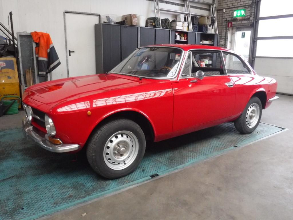 1972 Alfa Romeo Bertone 1300 GT jr  restored