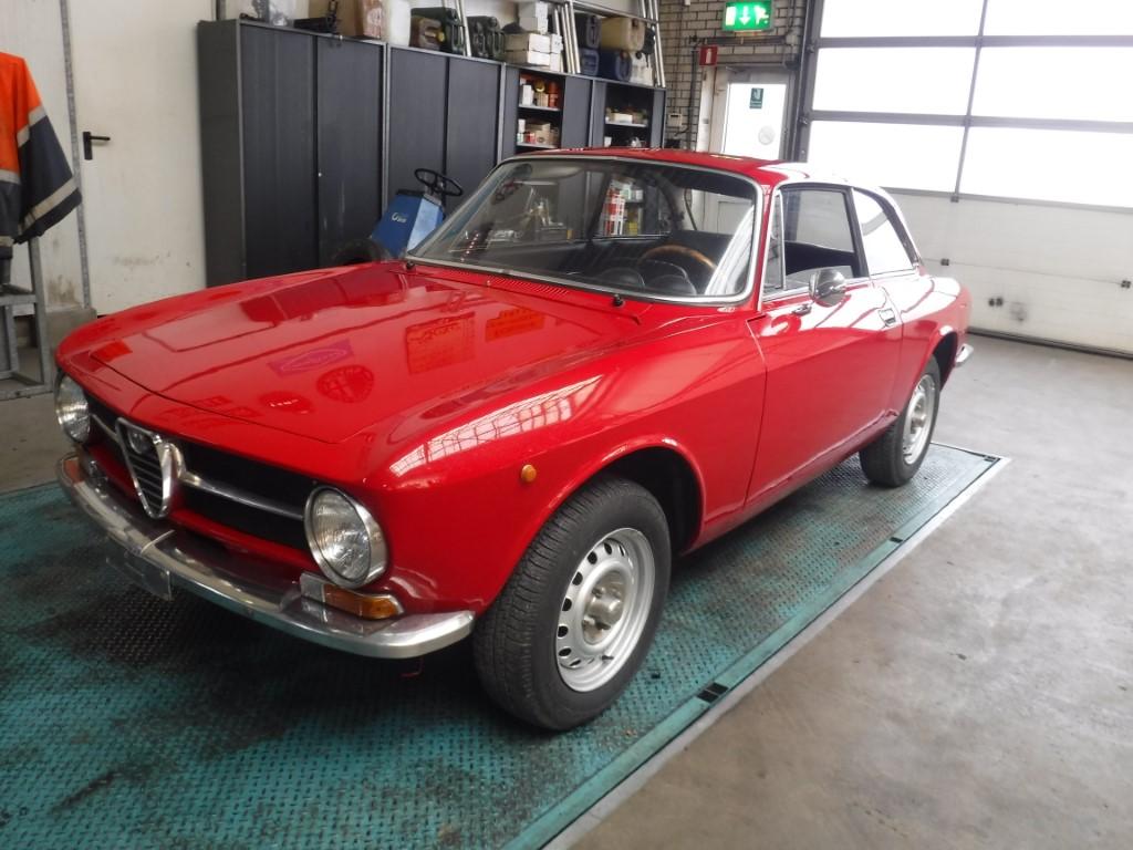 1972 Alfa Romeo Bertone 1300 GT jr  restored