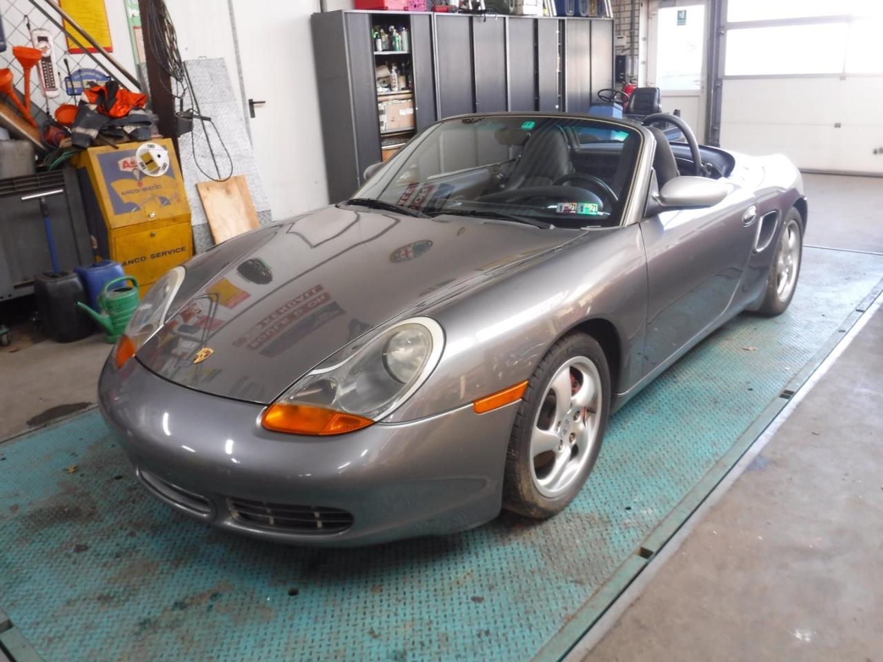 2002 Porsche Boxster S  no. 4185