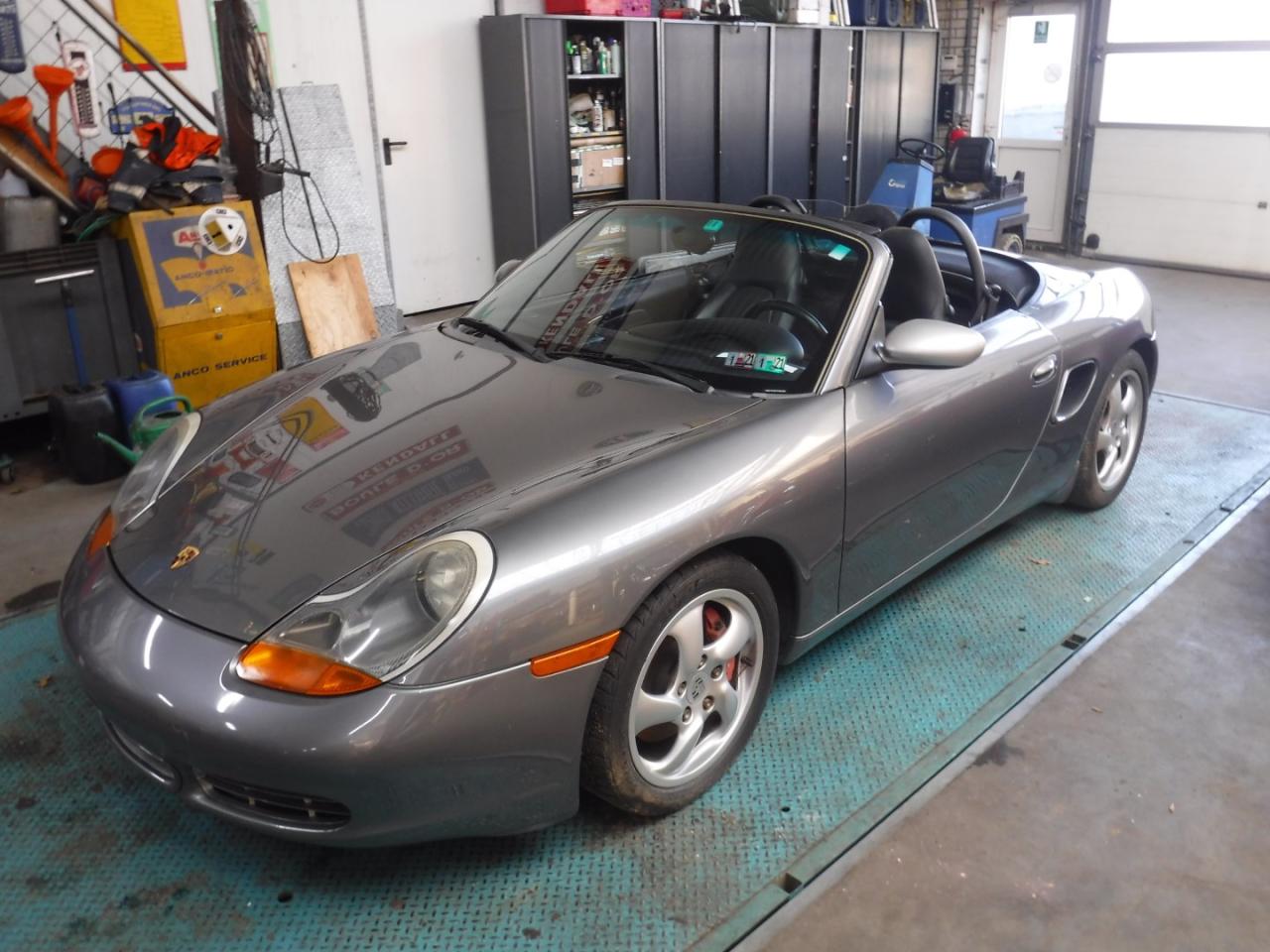 2002 Porsche Boxster S  no. 4185