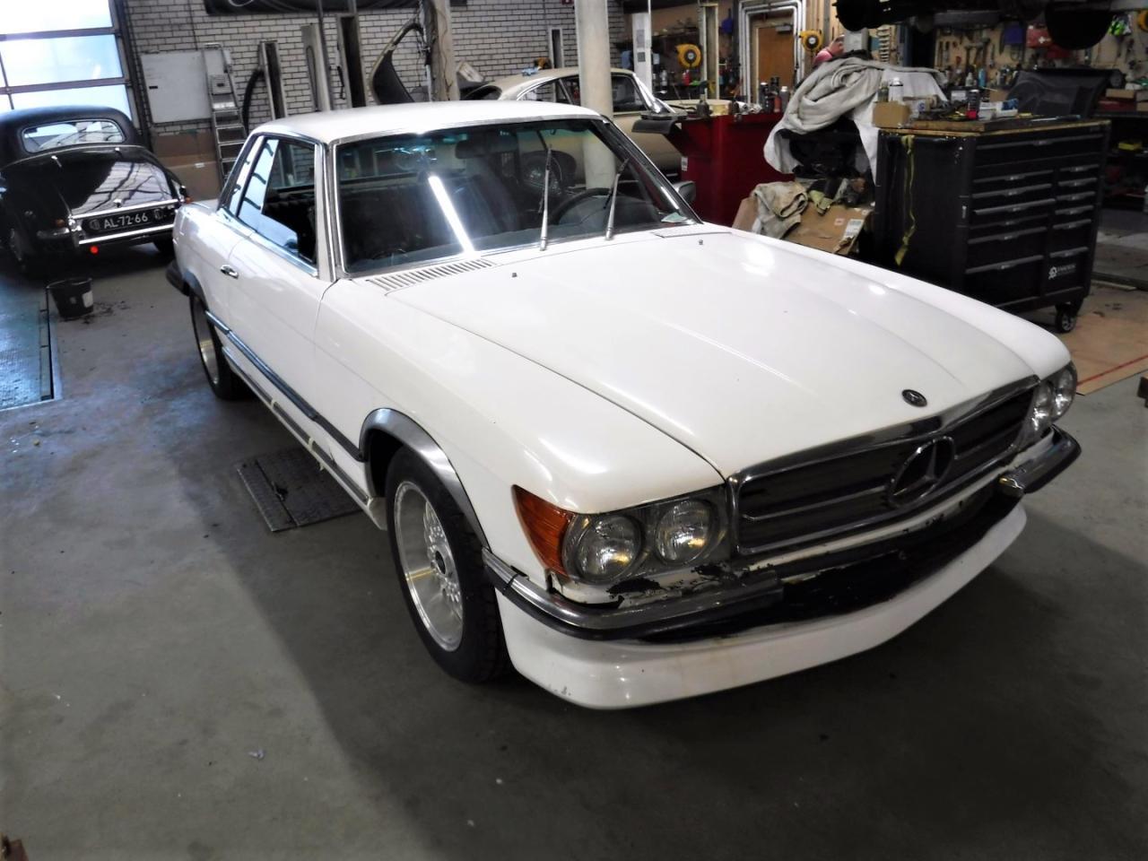 1974 Mercedes - Benz 350SLC W107 no. 07654