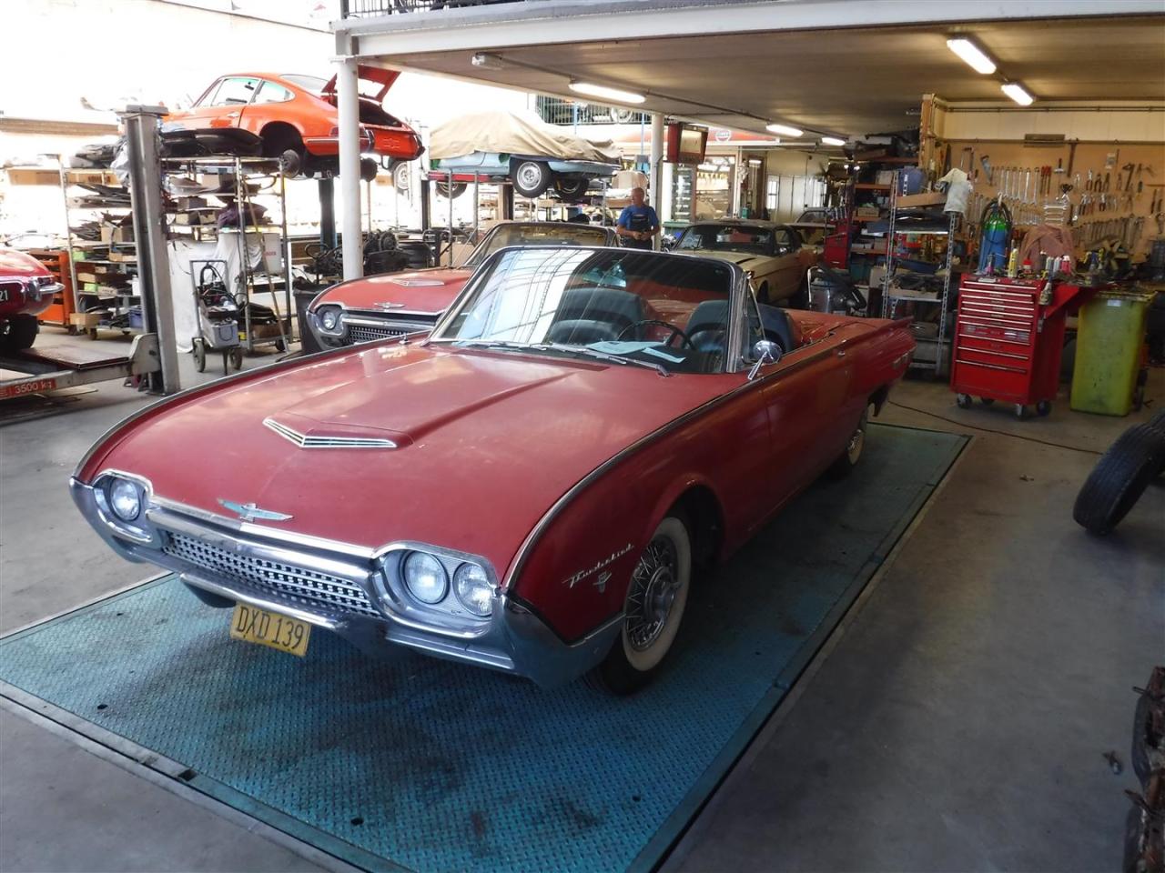 1962 Ford Thunderbird Roadster 1962