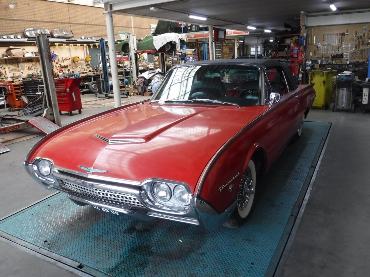 1962 Ford Thunderbird Roadster 1962