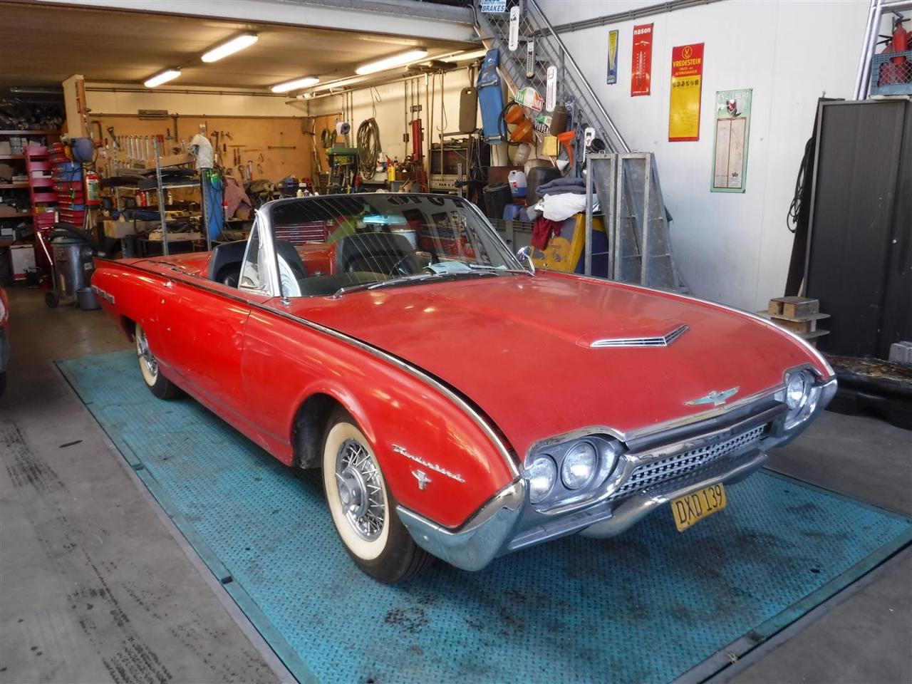 1962 Ford Thunderbird Roadster 1962