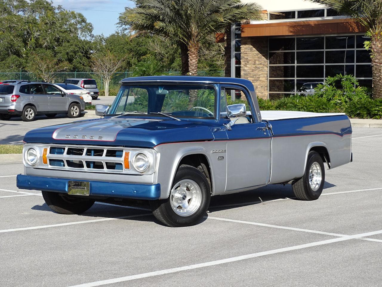 1968 Dodge D100