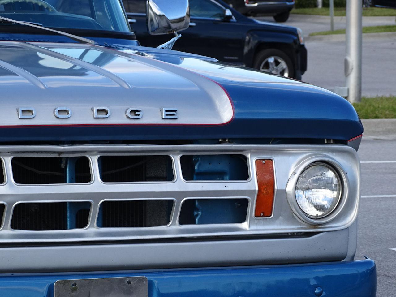 1968 Dodge D100