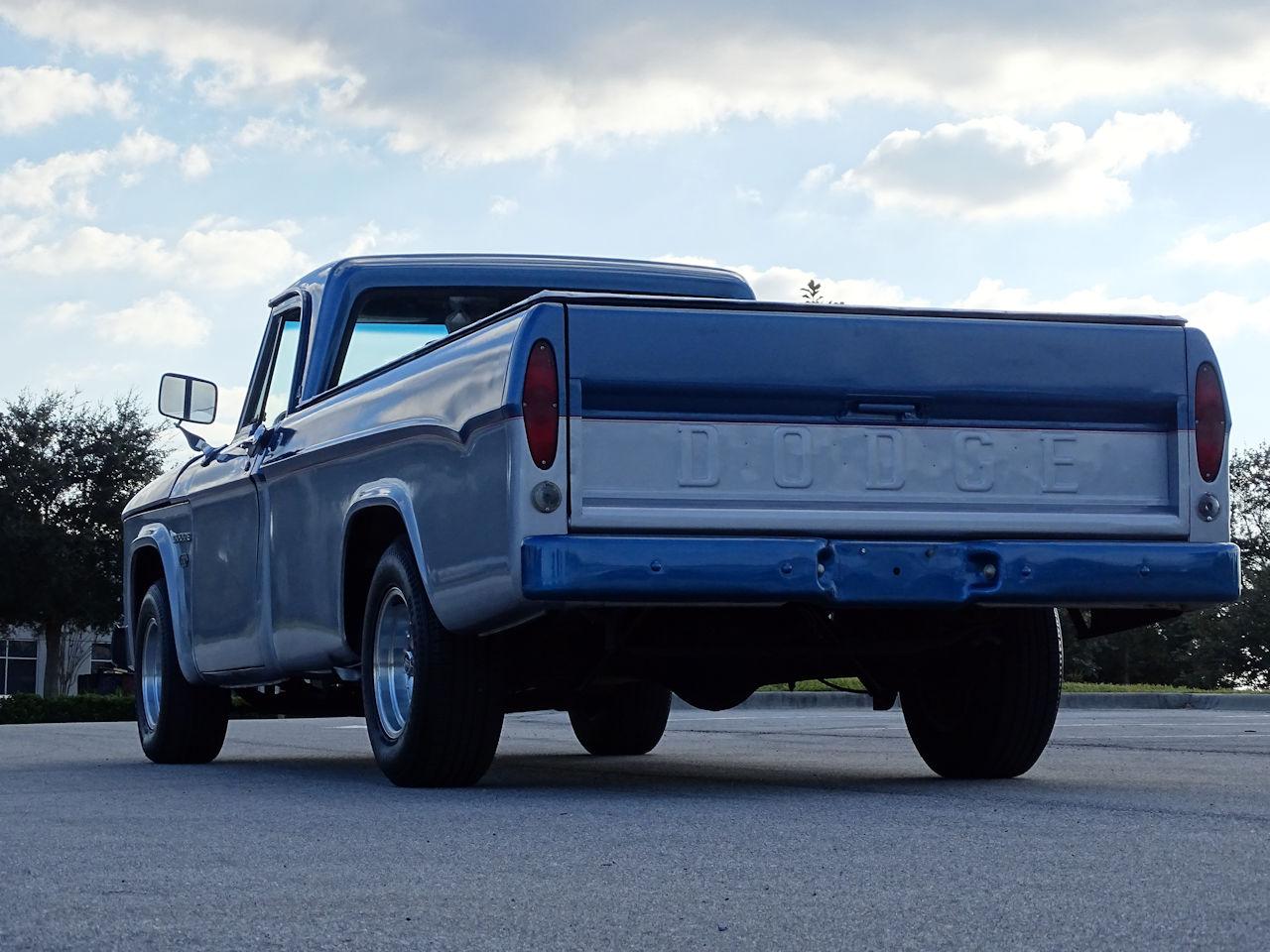 1968 Dodge D100