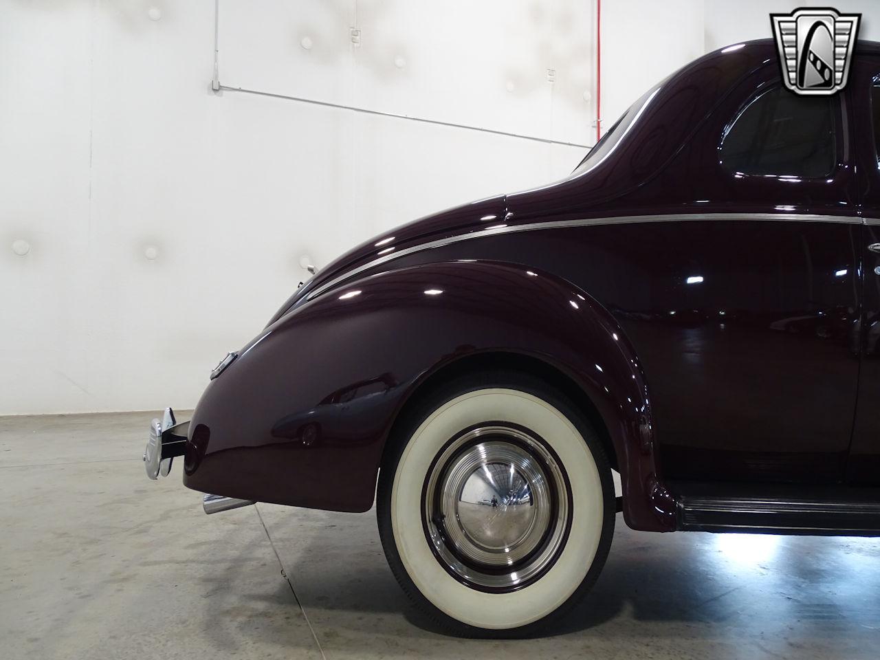 1940 Ford Deluxe