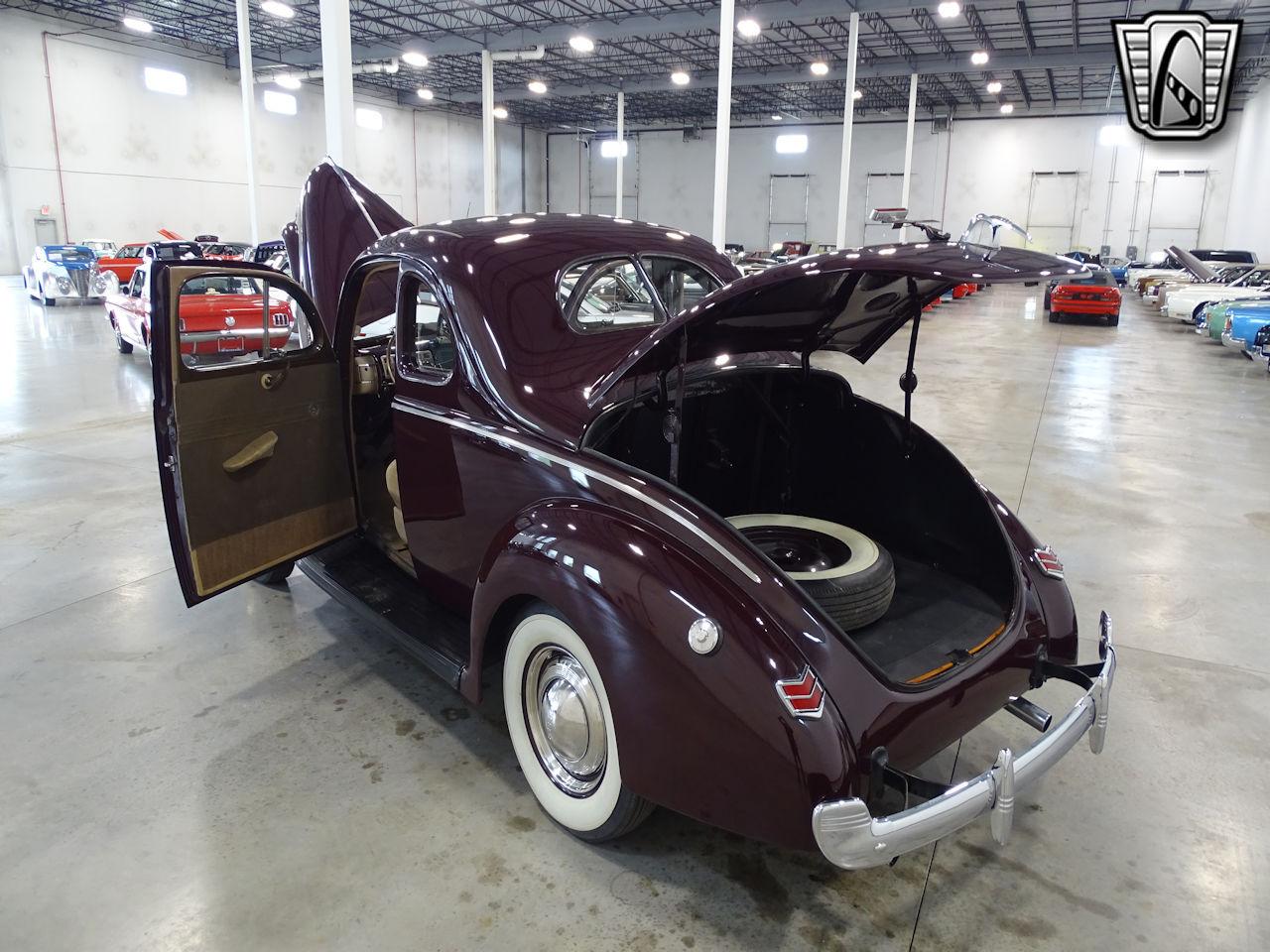 1940 Ford Deluxe