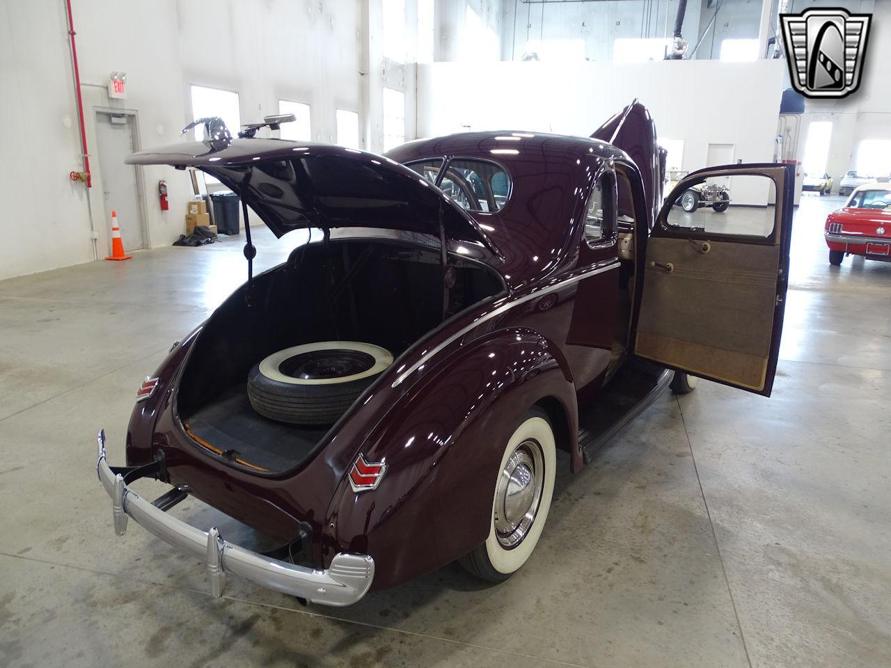 1940 Ford Deluxe