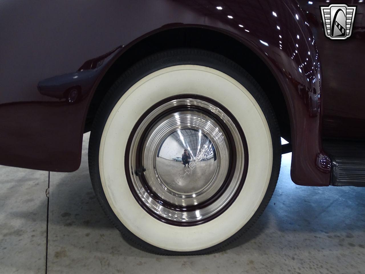 1940 Ford Deluxe