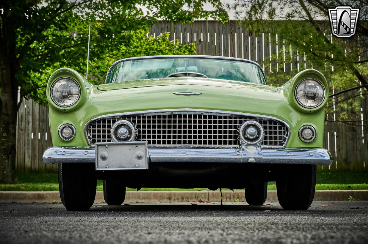 1956 Ford Thunderbird