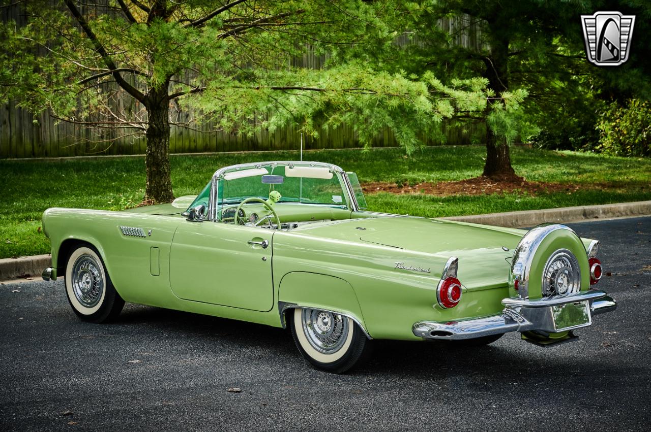 1956 Ford Thunderbird