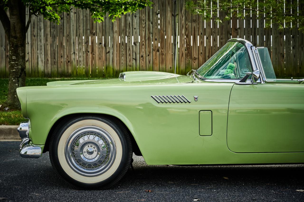 1956 Ford Thunderbird