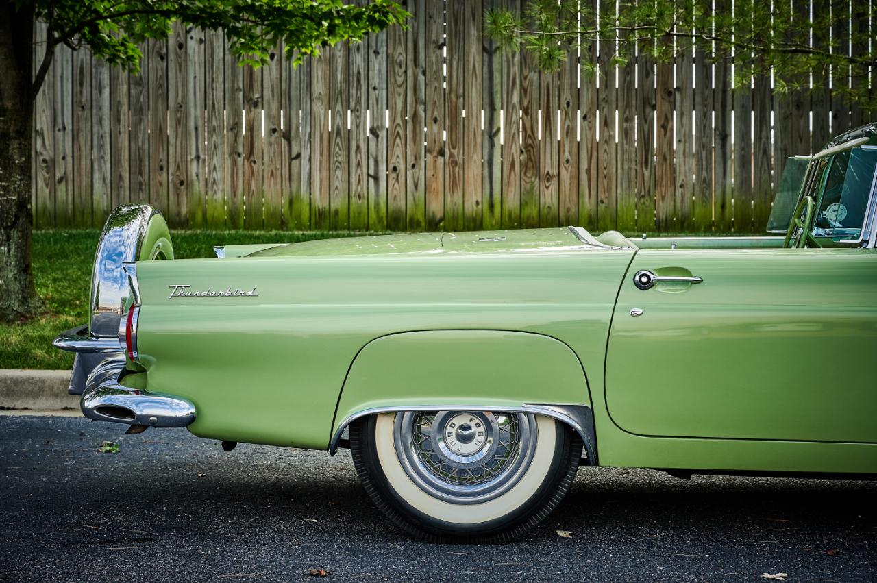 1956 Ford Thunderbird