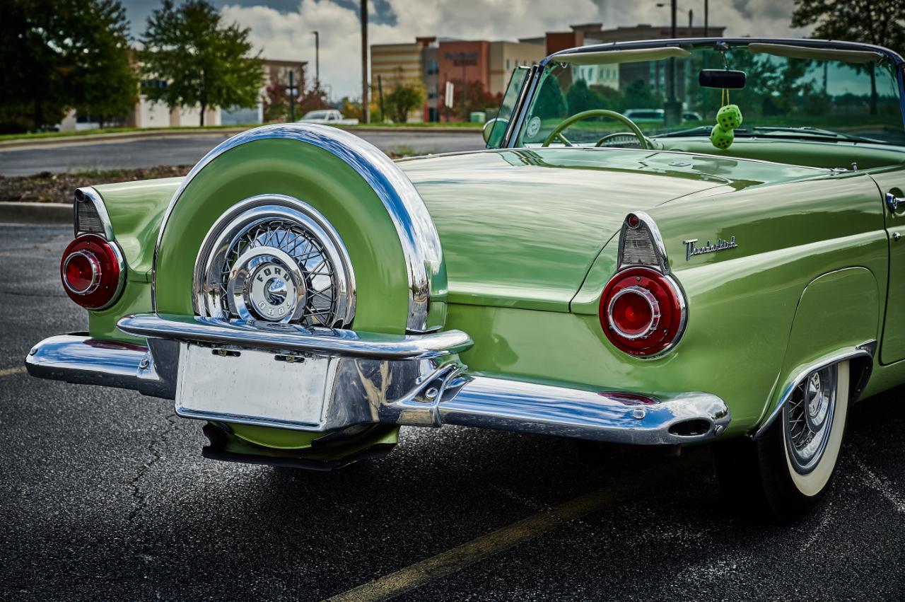 1956 Ford Thunderbird