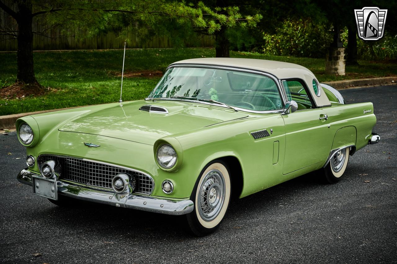 1956 Ford Thunderbird