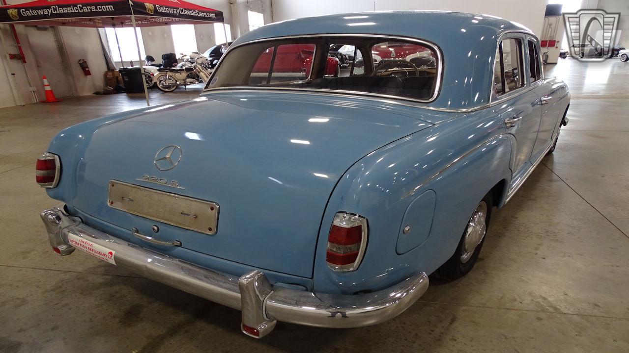 1959 Mercedes - Benz 220S