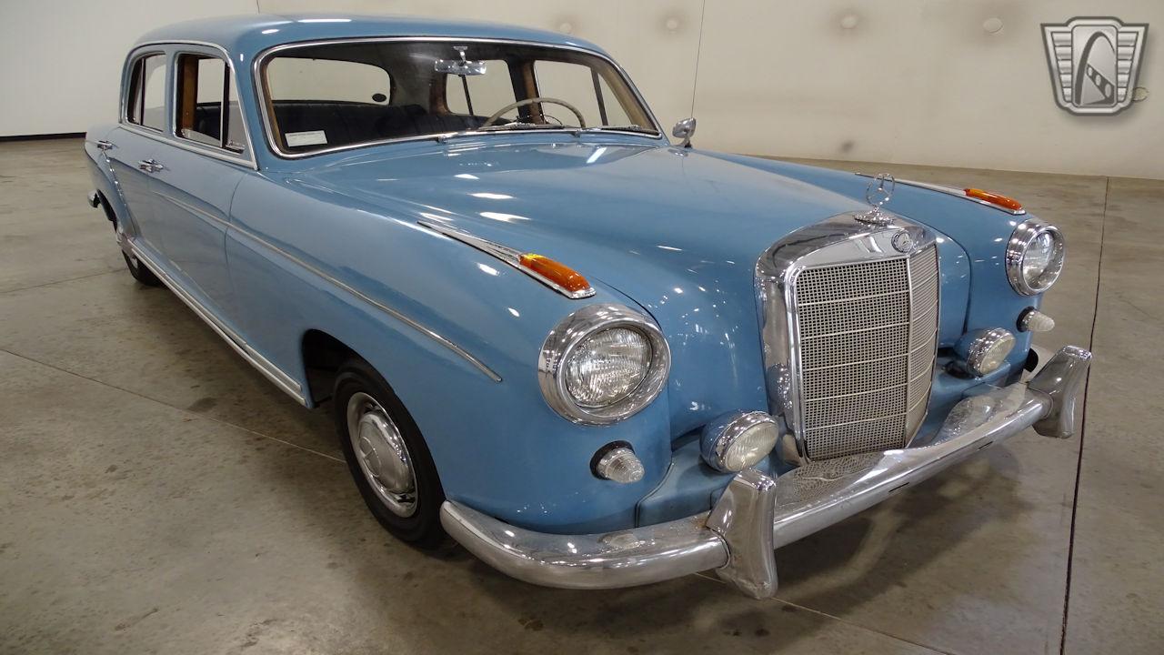 1959 Mercedes - Benz 220S